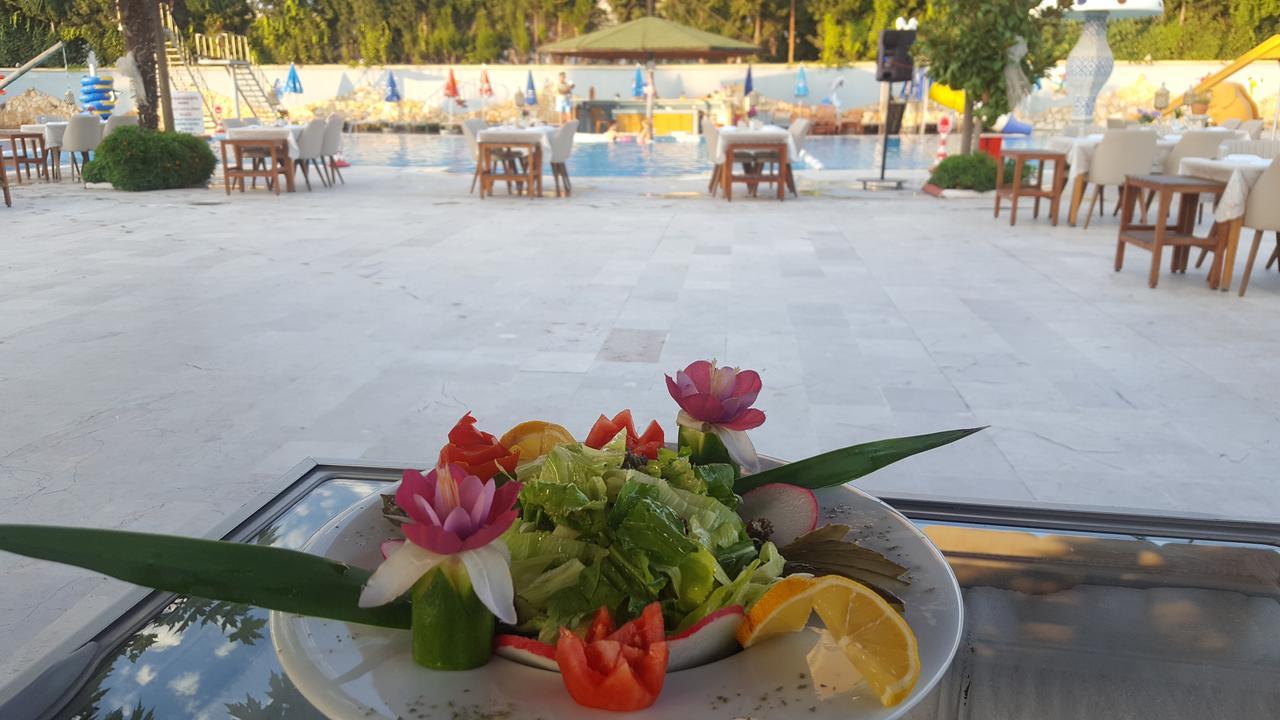 Mertur Hotel Ciftlikkoy  Экстерьер фото