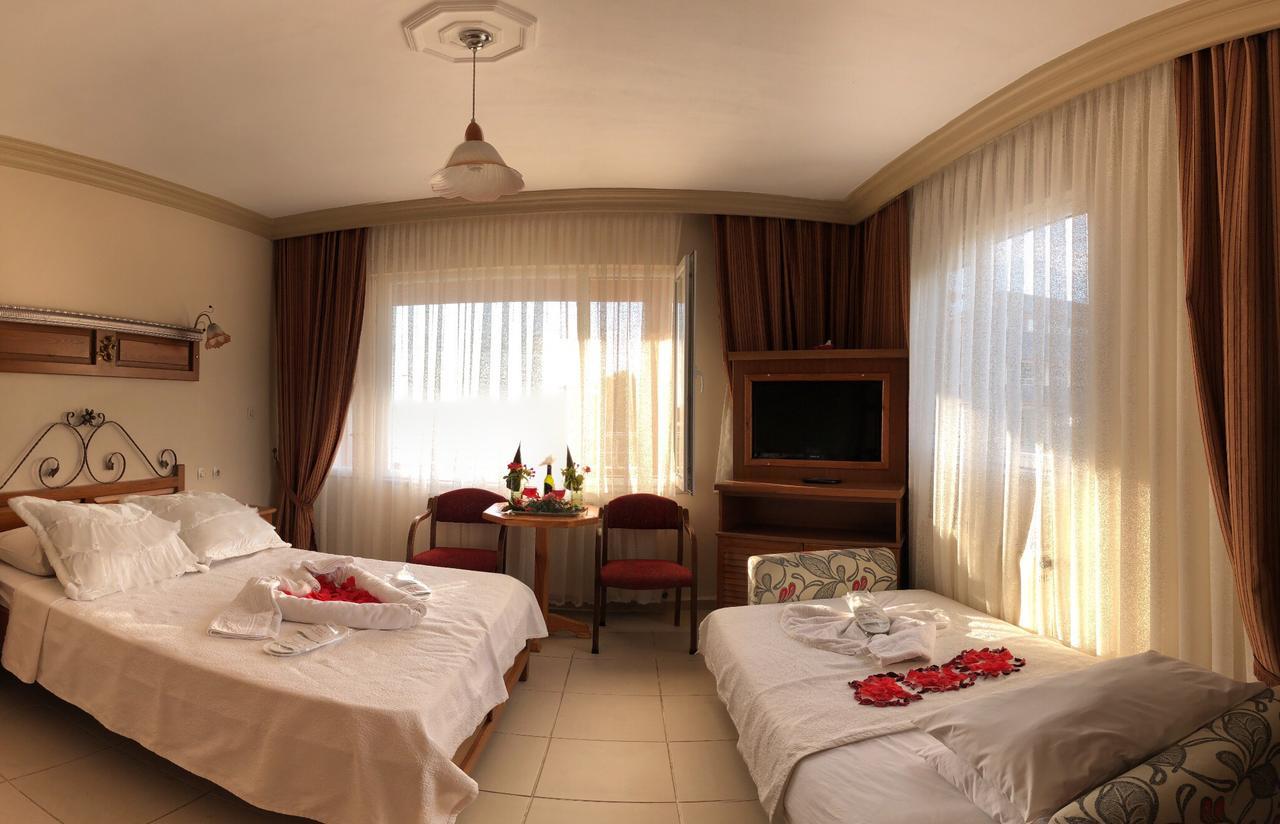 Mertur Hotel Ciftlikkoy  Экстерьер фото